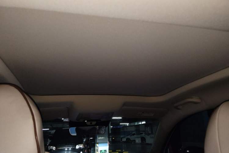 Used ORA Good Cat 2021 500km Long-Range Poseidon Edition Lithium-Ion Battery Headliner