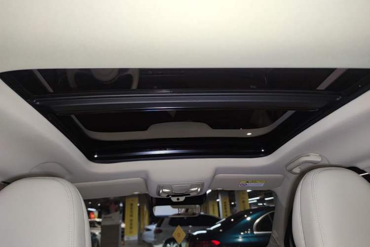 Used ORA Good Cat 2021 400km Standard Range Athena Edition Lithium-Ion Battery Headliner