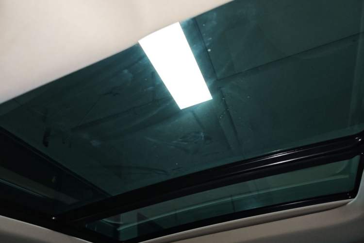 Used ORA Good Cat 2021 400km Standard Range Athena Edition Lithium-Ion Battery Headliner