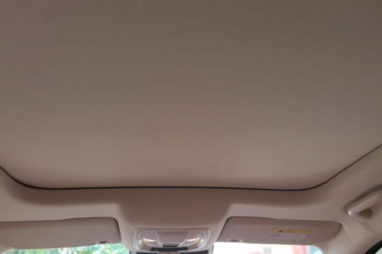 Used ORA Good Cat 2021 400km Standard Range Athena Edition Lithium-Ion Battery Headliner