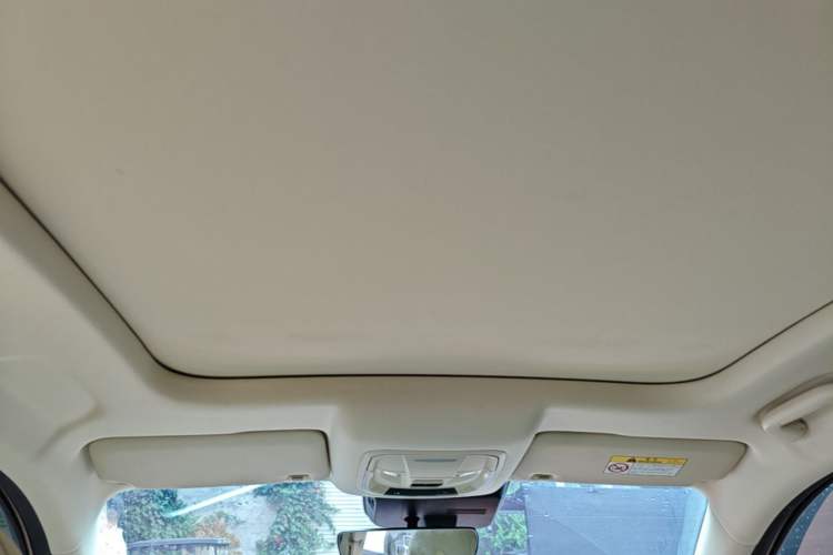 Used ORA Good Cat 2021 400km Standard Range Venus Edition Lithium-Ion Battery Headliner