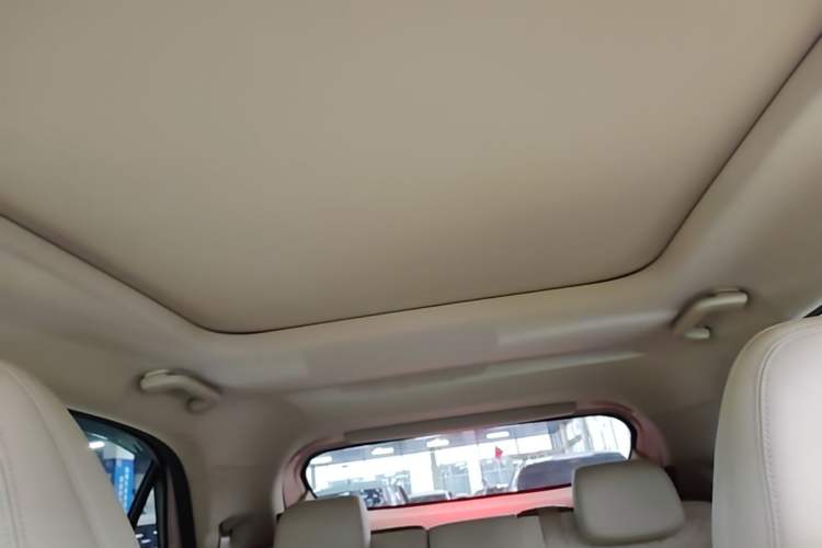 Used ORA Good Cat 2021 400km Standard Range Venus Edition Lithium Iron Phosphate Headliner