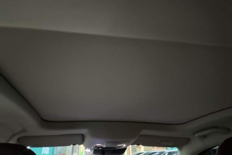 Used ORA Good Cat 2021 400km Standard Range Venus Edition Lithium-Ion Battery Headliner