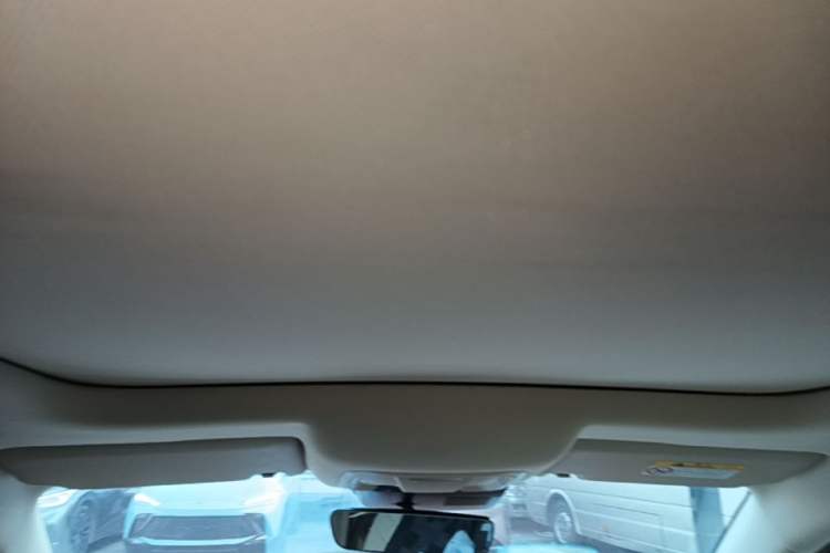 Used ORA Good Cat 2021 400km Standard Range Venus Edition Lithium-Ion Battery Headliner