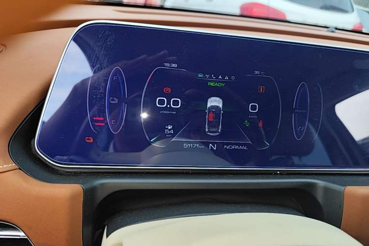 Used ORA Good Cat 2021 400km Standard Range Venus Edition Lithium-Ion Battery Instrument Cluster