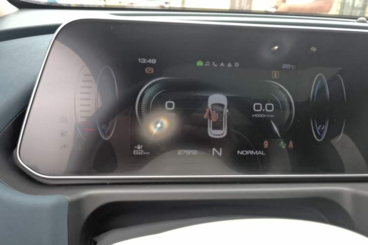 Used ORA Good Cat 2021 400km Standard Range Venus Edition Lithium-Ion Battery Instrument Cluster