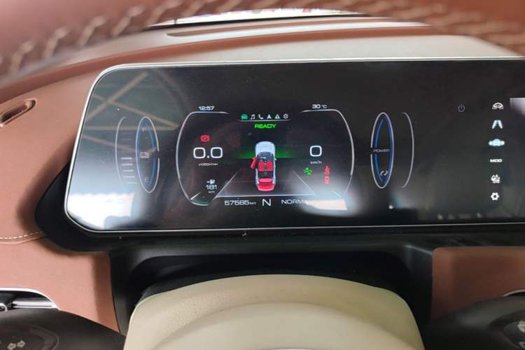 Used ORA Good Cat 2021 400km Standard Range Venus Edition Lithium-Ion Battery Instrument Cluster