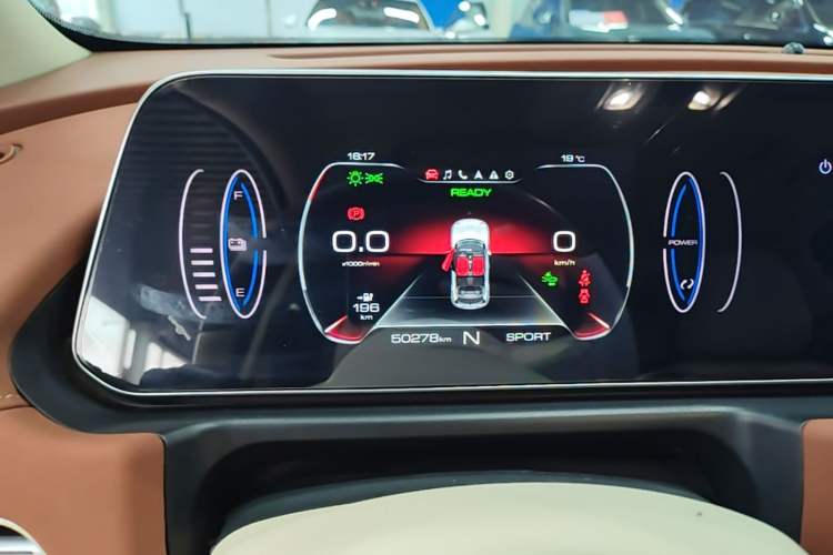 Used ORA Good Cat 2021 400km Standard Range Venus Edition Lithium Iron Phosphate Instrument Cluster