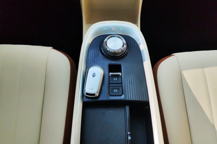 Used ORA Good Cat 2021 400km Standard Range Venus Edition Lithium-Ion Battery Interior 1