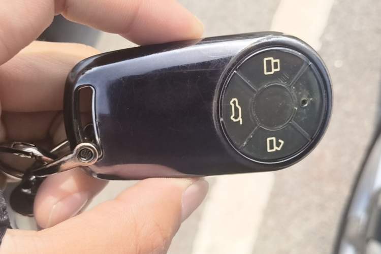 Used ORA Good Cat 2021 400km Standard Range Athena Edition Lithium-Ion Battery Interior 1