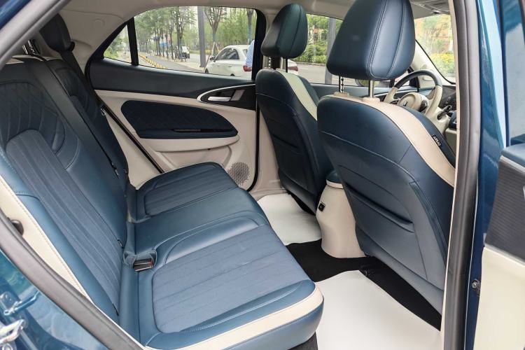 Used ORA Good Cat 2021 400km Standard Range Venus Edition Lithium-Ion Battery Interior 3