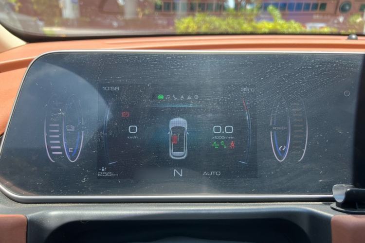 Used ORA Good Cat 2021 400km Standard Range Athena Edition Lithium Iron Phosphate Interior 4