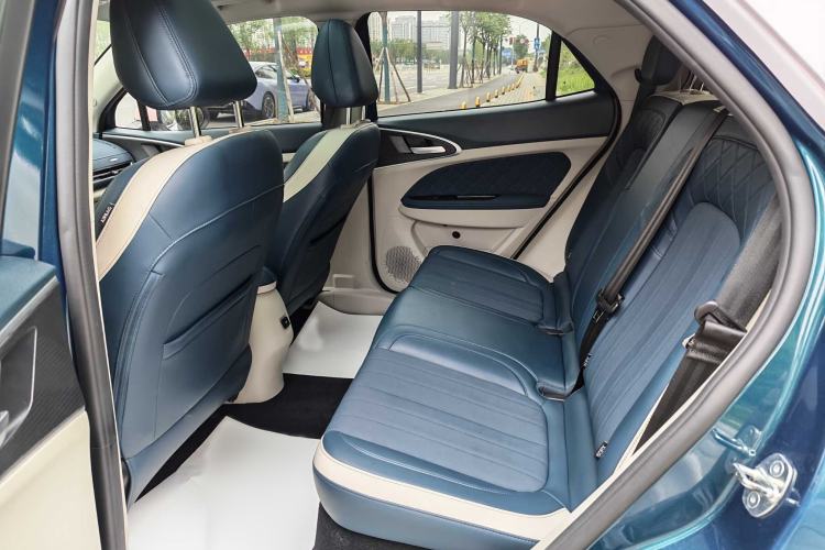 Used ORA Good Cat 2021 400km Standard Range Venus Edition Lithium-Ion Battery Interior 5