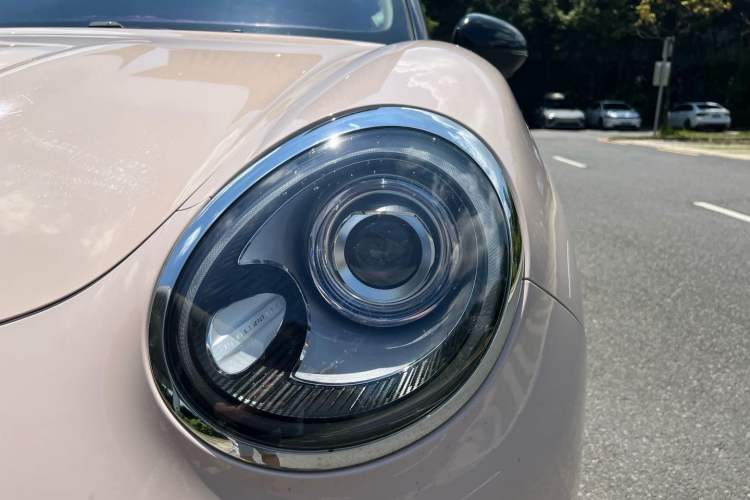 Used ORA Good Cat 2021 400km Standard Range Athena Edition Lithium Iron Phosphate Left Front Headlight