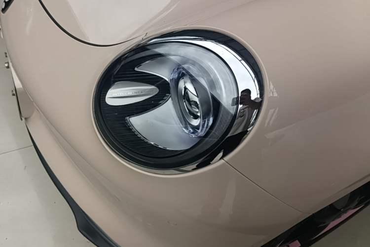 Used ORA Good Cat 2021 400km Standard Range Athena Edition Lithium Iron Phosphate Left Front Headlight