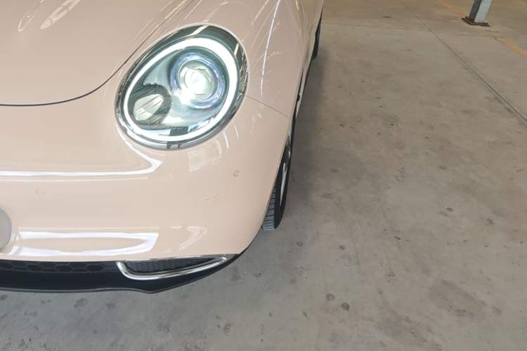 Used ORA Good Cat 2021 400km Standard Range Athena Edition Lithium Iron Phosphate Left Front Headlight