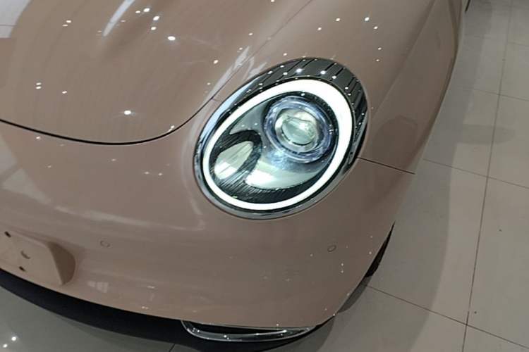 Used ORA Good Cat 2021 400km Standard Range Athena Edition Lithium Iron Phosphate Left Front Headlight