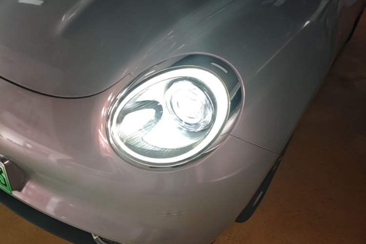 Used ORA Good Cat 2021 400km Standard Range Athena Edition Lithium Iron Phosphate Left Front Headlight