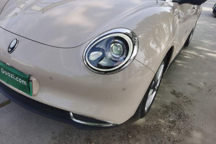 Used ORA Good Cat 2021 500km Long-Range Poseidon Edition Lithium-Ion Battery Left Front Headlight
