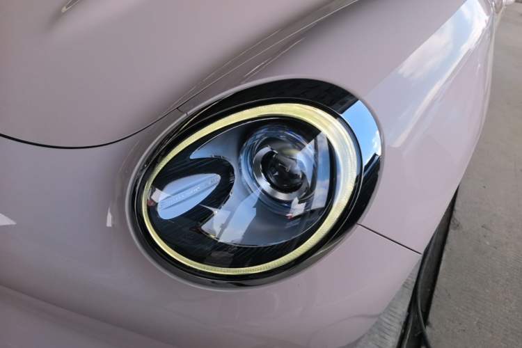 Used ORA Good Cat 2021 400km Standard Range Venus Edition Lithium Iron Phosphate Left Front Headlight