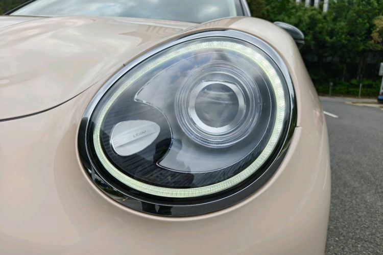 Used ORA Good Cat 2021 400km Standard Range Athena Edition Lithium-Ion Battery Left Front Headlight