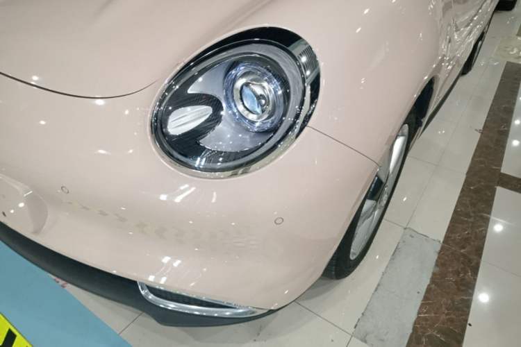 Used ORA Good Cat 2021 400km Standard Range Athena Edition Lithium-Ion Battery Left Front Headlight
