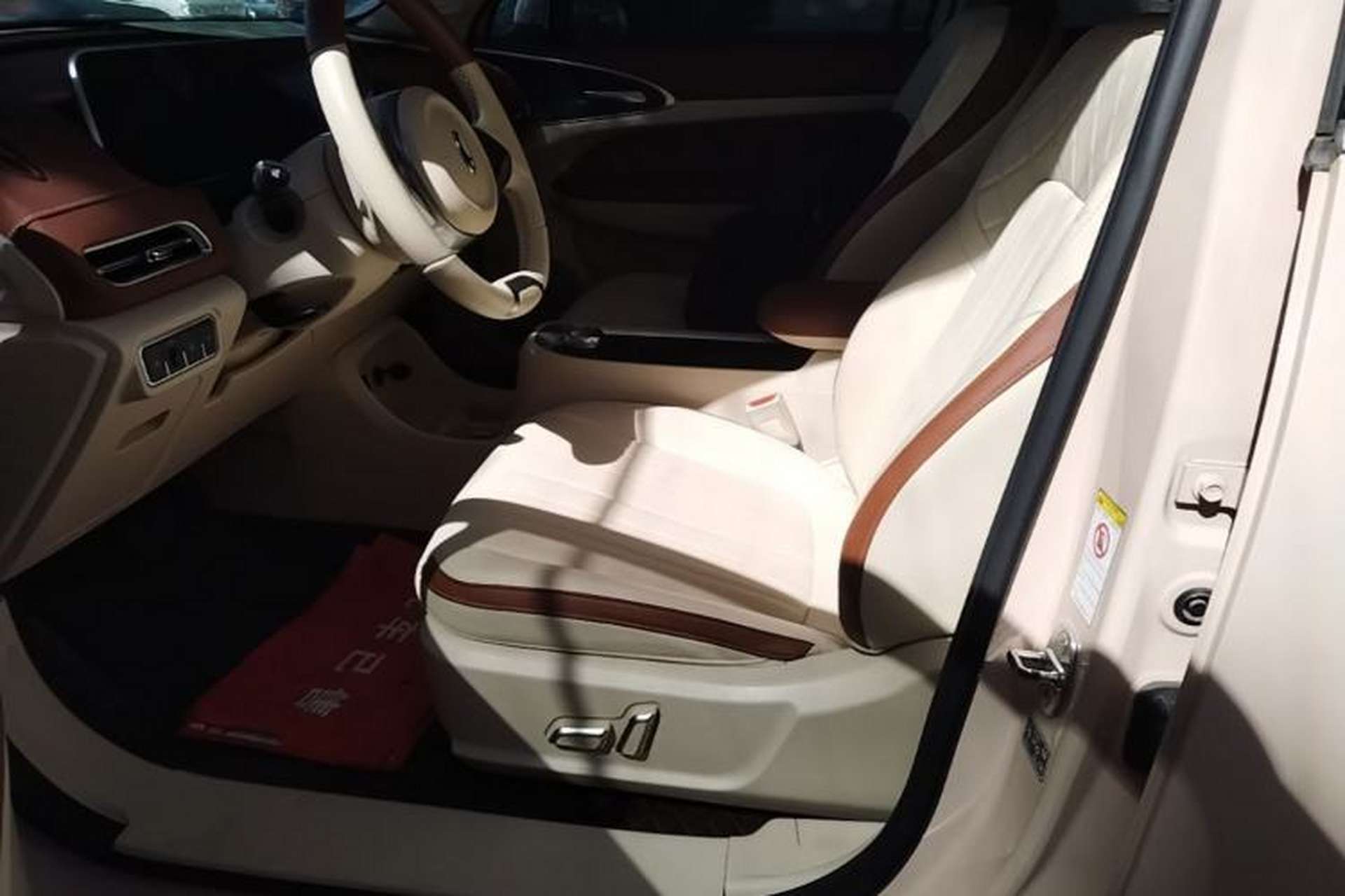 Used ORA Good Cat 2021 400km Standard Range Athena Edition Lithium Iron Phosphate Left Front Seat