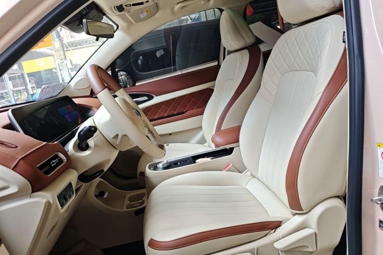 Used ORA Good Cat 2021 400km Standard Range Athena Edition Lithium-Ion Battery Left Front Seat