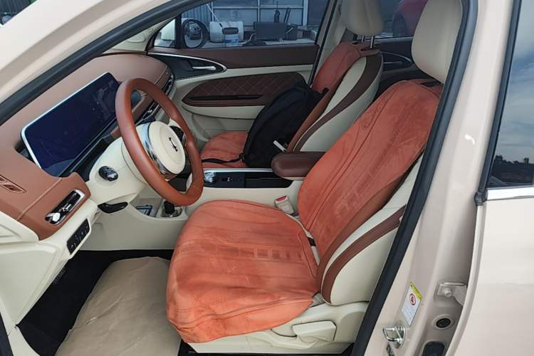 Used ORA Good Cat 2021 400km Standard Range Venus Edition Lithium-Ion Battery Left Front Seat