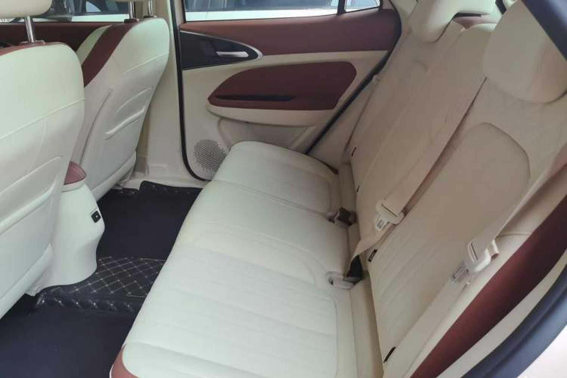 Used ORA Good Cat 2021 400km Standard Range Venus Edition Lithium-Ion Battery Left Rear Seat