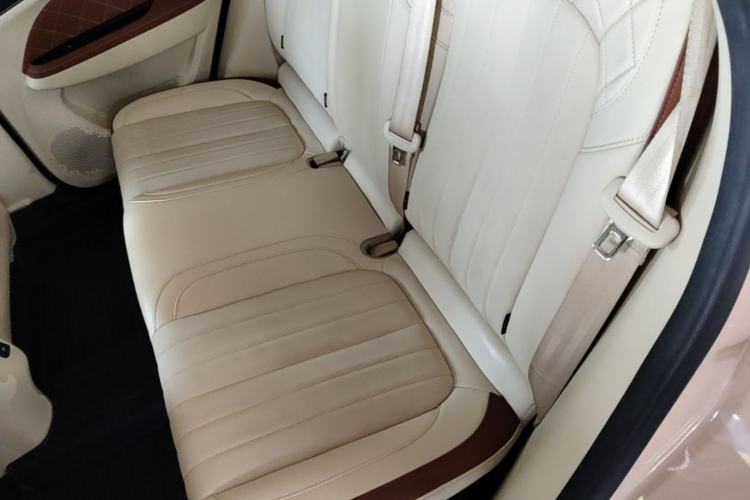 Used ORA Good Cat 2021 400km Standard Range Venus Edition Lithium-Ion Battery Left Rear Seat