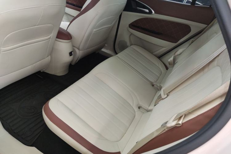 Used ORA Good Cat 2021 400km Standard Range Venus Edition Lithium Iron Phosphate Left Rear Seat
