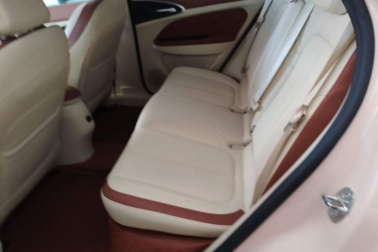 Used ORA Good Cat 2021 400km Standard Range Athena Edition Lithium Iron Phosphate Left Rear Seat