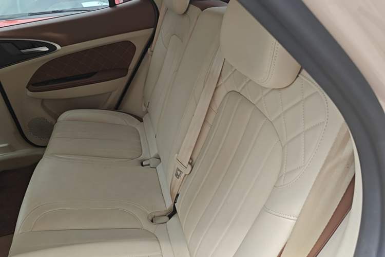 Used ORA Good Cat 2021 400km Standard Range Venus Edition Lithium Iron Phosphate Left Rear Seat