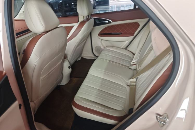 Used ORA Good Cat 2021 400km Standard Range Athena Edition Lithium-Ion Battery Left Rear Seat