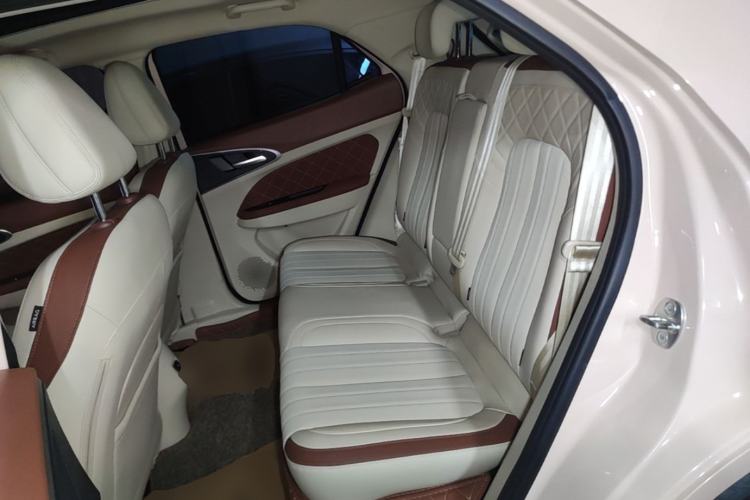 Used ORA Good Cat 2021 400km Standard Range Athena Edition Lithium-Ion Battery Left Rear Seat