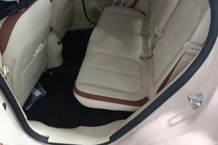 Used ORA Good Cat 2021 400km Standard Range Venus Edition Lithium Iron Phosphate Left Rear Seat
