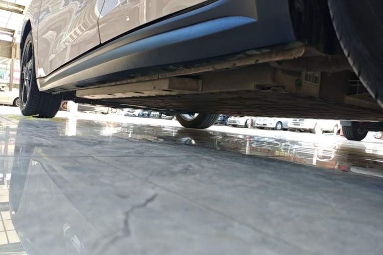 Used ORA Good Cat 2021 400km Standard Range Venus Edition Lithium Iron Phosphate Left Side Sill