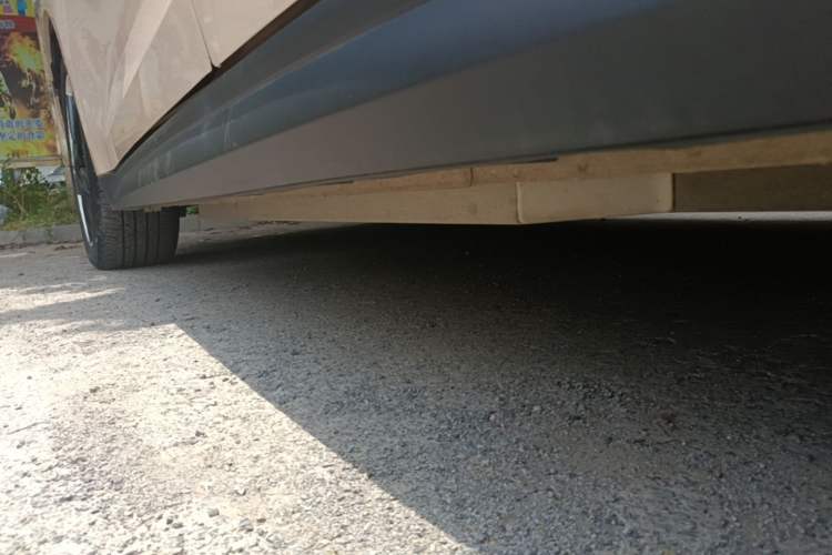 Used ORA Good Cat 2021 400km Standard Range Venus Edition Lithium Iron Phosphate Left Side Sill