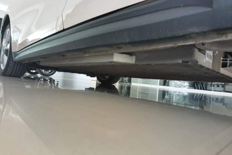 Used ORA Good Cat 2021 400km Standard Range Athena Edition Lithium Iron Phosphate Left Side Sill