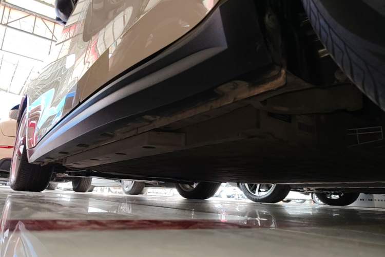 Used ORA Good Cat 2021 400km Standard Range Athena Edition Lithium Iron Phosphate Left Side Sill
