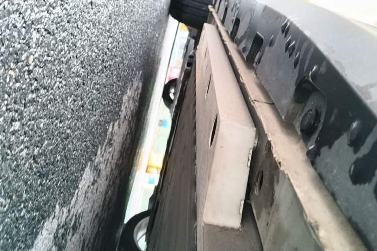 Used ORA Good Cat 2021 400km Standard Range Athena Edition Lithium Iron Phosphate Left Side Sill