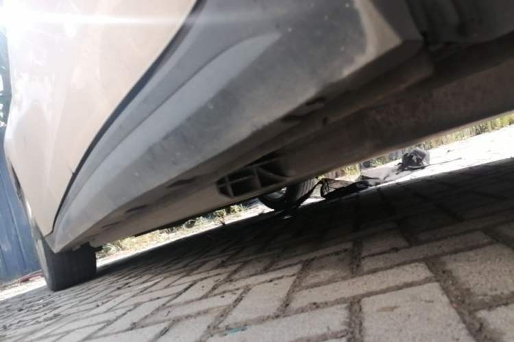 Used ORA Good Cat 2021 400km Standard Range Venus Edition Lithium-Ion Battery Left Side Sill