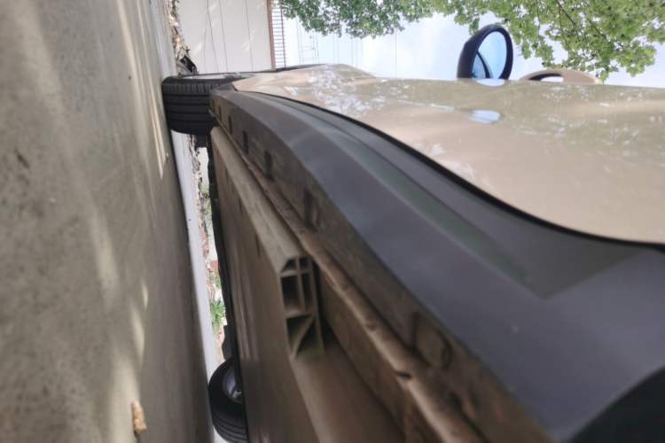 Used ORA Good Cat 2021 500km Long-Range Poseidon Edition Lithium-Ion Battery Left Side Sill