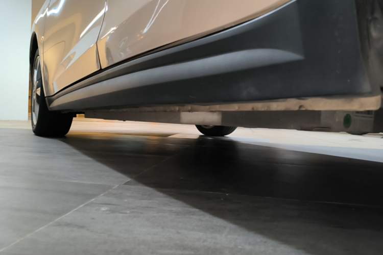 Used ORA Good Cat 2021 400km Standard Range Athena Edition Lithium Iron Phosphate Left Side Sill