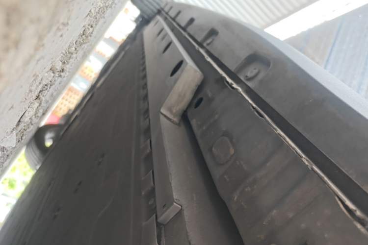 Used ORA Good Cat 2021 400km Standard Range Venus Edition Lithium Iron Phosphate Left Side Sill