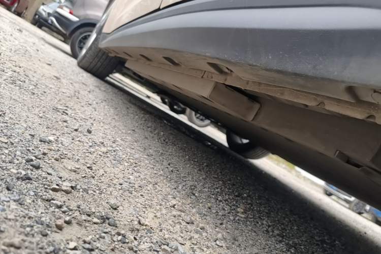 Used ORA Good Cat 2021 400km Standard Range Venus Edition Lithium Iron Phosphate Left Side Sill