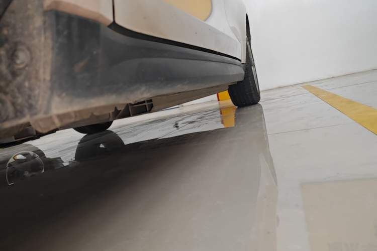 Used ORA Good Cat 2021 400km Standard Range Athena Edition Lithium-Ion Battery Left Side Sill