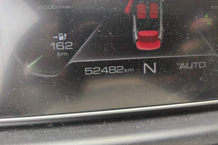 Used ORA Good Cat 2021 400km Standard Range Venus Edition Lithium Iron Phosphate Odometer Close Up