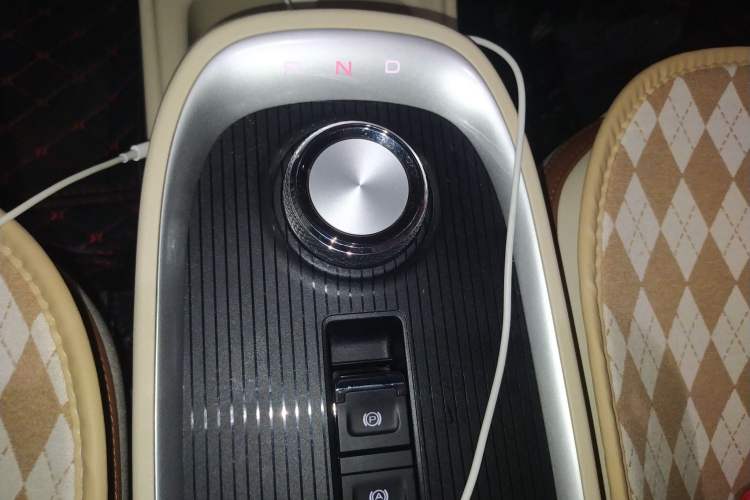 Used ORA Good Cat 2021 400km Standard Range Athena Edition Lithium Iron Phosphate Gear Lever
